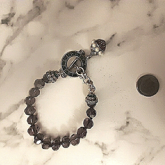 EUC Heidi Daus purple toggle bracelet goldtone - Picture 2 of 3